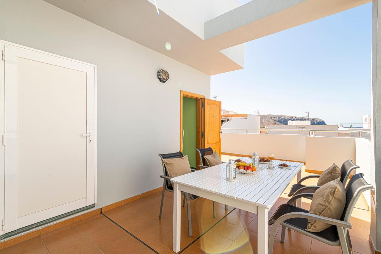 Luxury Holidays Suites, Playa De Los Cristianos Los Cristianos  Exterior foto