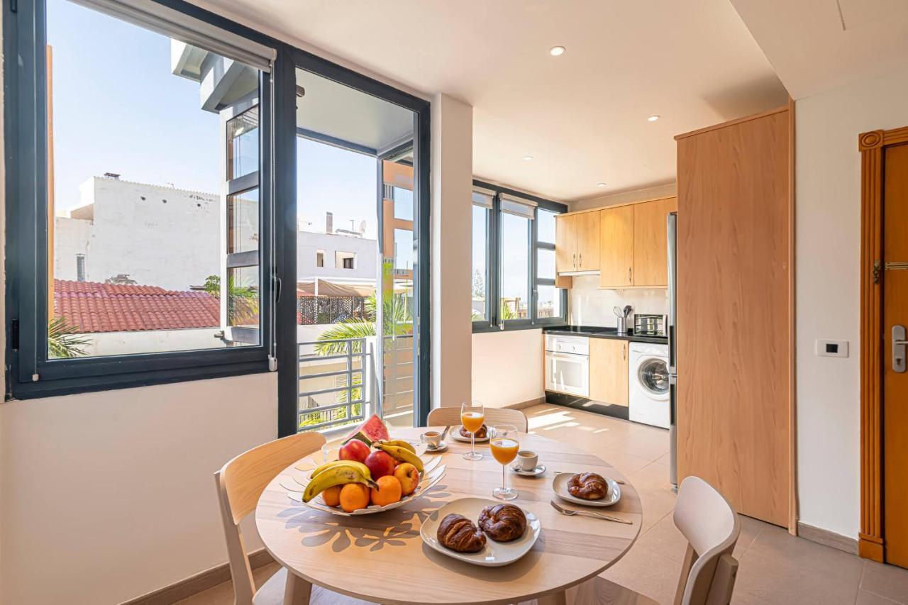 Luxury Holidays Suites, Playa De Los Cristianos Los Cristianos  Exterior foto