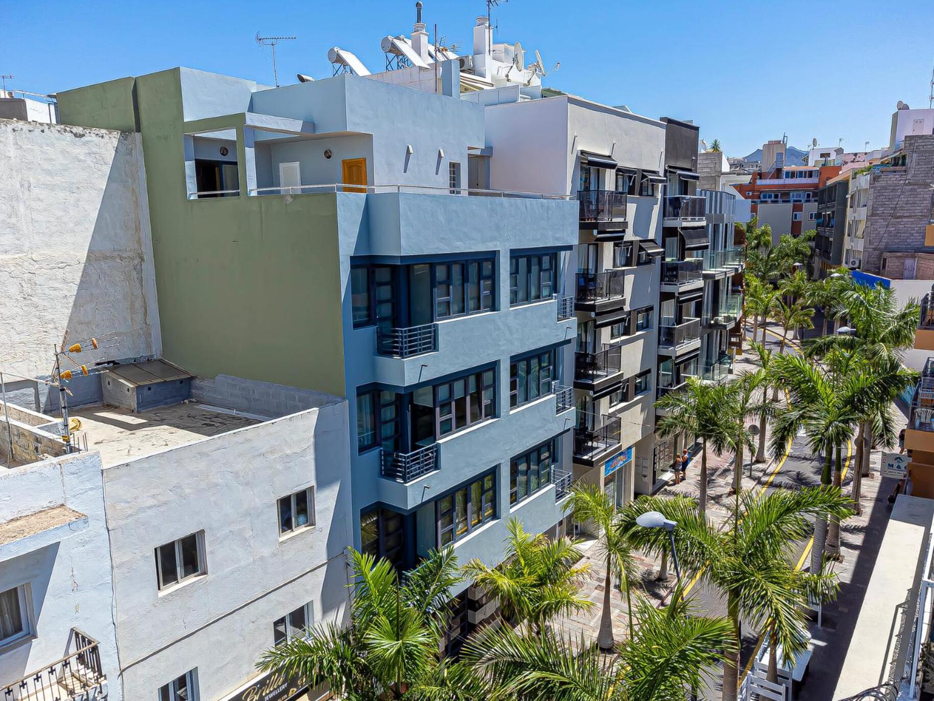 Luxury Holidays Suites, Playa De Los Cristianos Los Cristianos  Exterior foto
